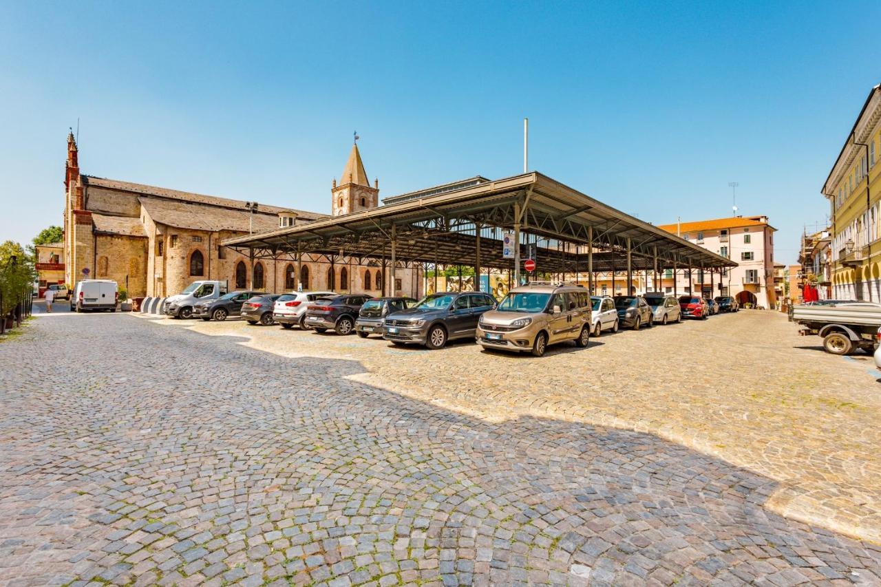 La Santa Maria Apartment Cuneo Luaran gambar