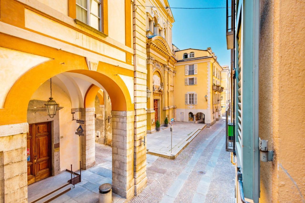 La Santa Maria Apartment Cuneo Luaran gambar